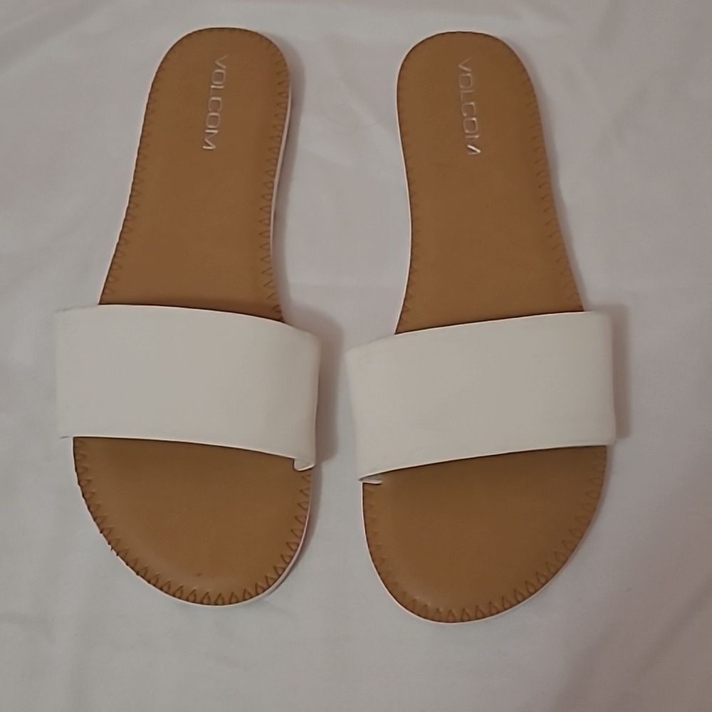 Volcom white flat sandals size 10